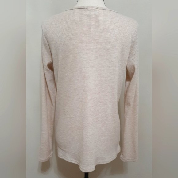 143 Story by Line Up Waffle Knit Long Sleeve V-Neck Top - Picture 6 of 6